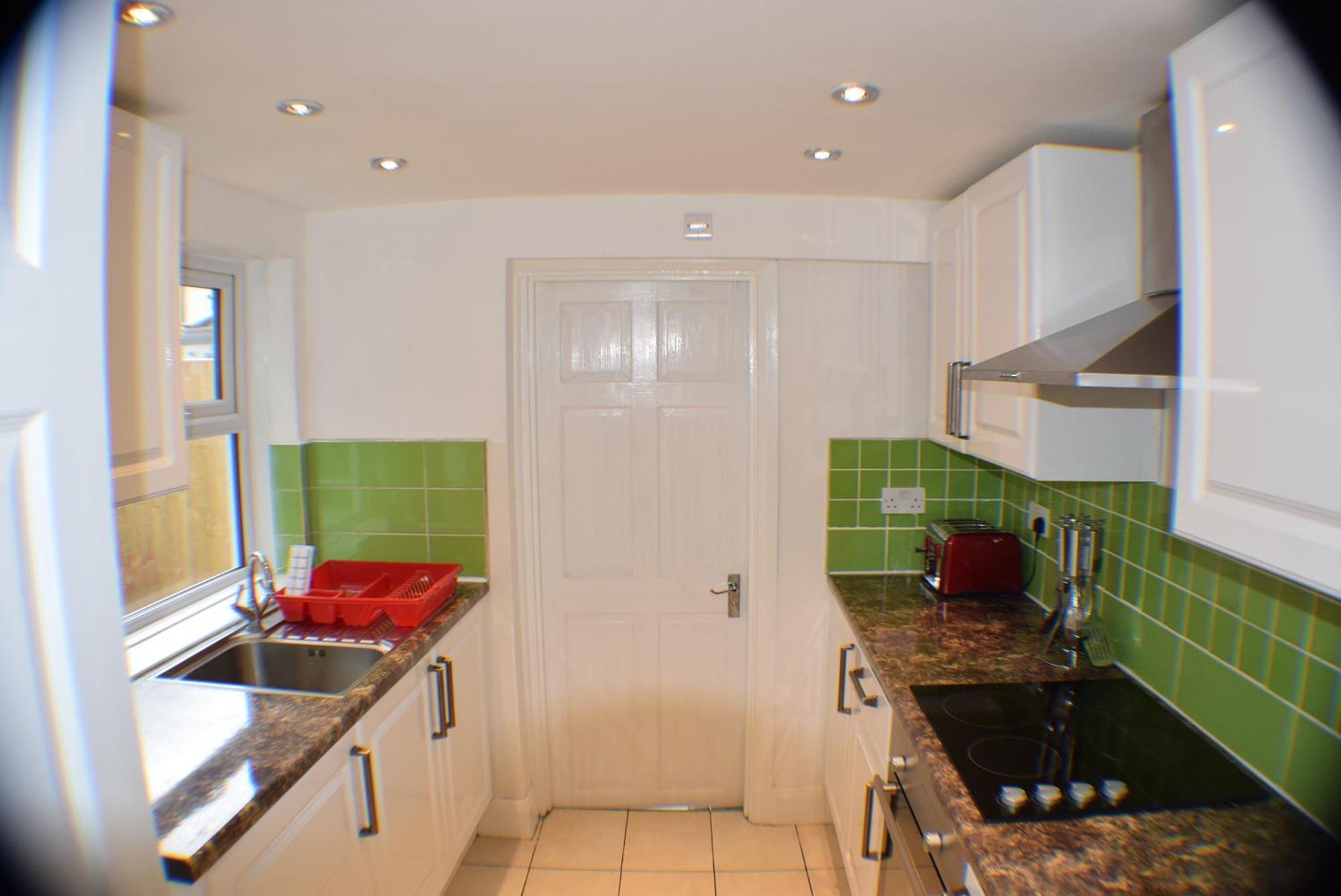 Appartamento 3 Bedroom House - Walthamstow *
